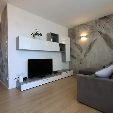 Blu Homes Efstyle Apartament *